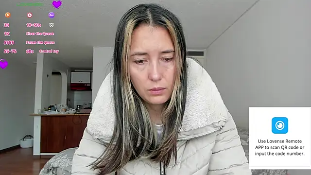 zoe jeane beker online show from March 2026 06:31:01 PM