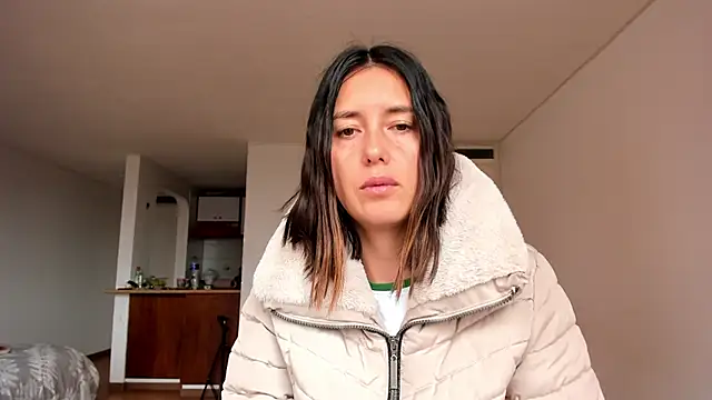 zoe jeane beker online show from February 2025 09:14:02 PM