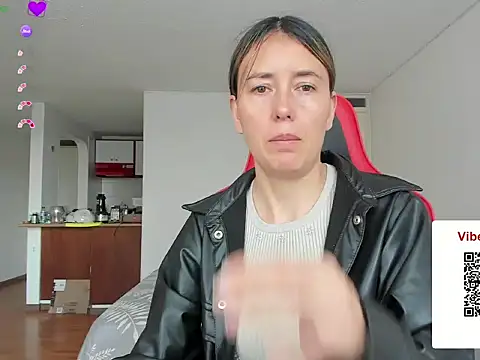 zoe jeane beker online show from June 2026 07:13:02 PM