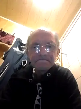 oksana722 online show from November 2025 03:54:01 AM