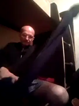 oksana722 online show from November 2025 09:15:04 PM