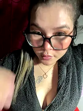 zoe adhara online show from September 2025 06:08:01 AM