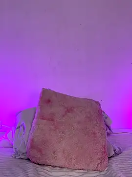 Snapshot of Anette_ chatting on October 2025 07:47:02 PM Anette online show from October 2025 07:47:02 PM