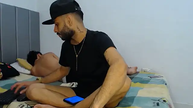 Evilboy555 online show from November 2025 04:24:01 AM