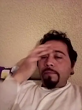 Snapshot of maxAnderson_1 chatting on February 2026 05:05:01 AM maxAnderson 1 online show from February 2026 05:05:01 AM