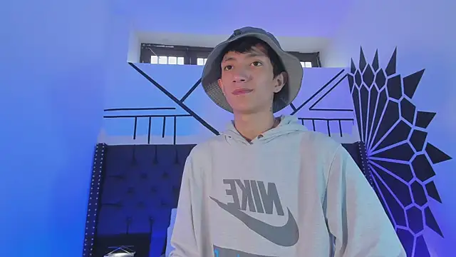DereckCooperr online show from February 2025 08:53:02 PM