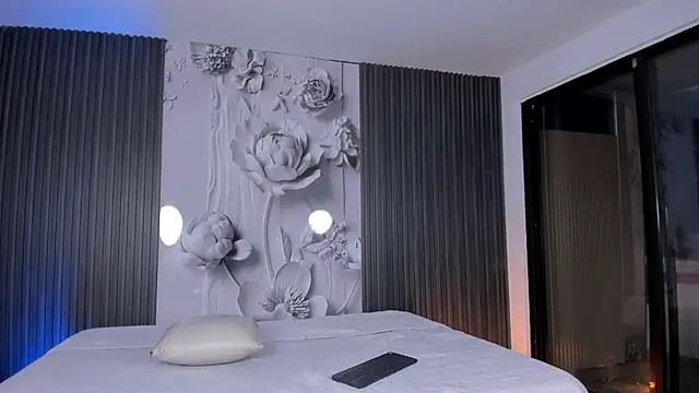 DereckCooperr online show from February 2026 11:33:01 PM