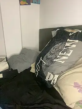 DereckCooperr online show from February 2026 04:03:02 AM