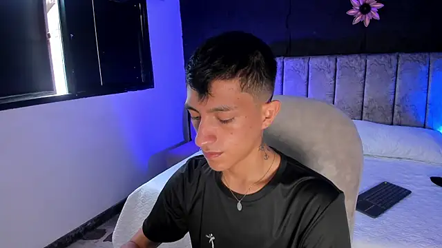 DereckCooperr online show from March 2026 08:22:01 PM