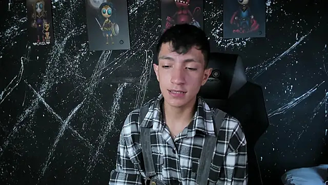 DereckCooperr online show from April 2026 10:22:01 PM