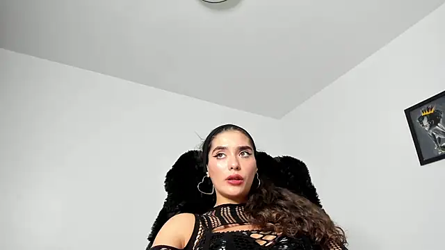 PortraitMarie online show from January 2025 05:56:01 PM