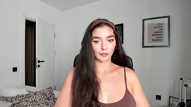 PortraitMarie online show from January 2025 06:43:01 PM