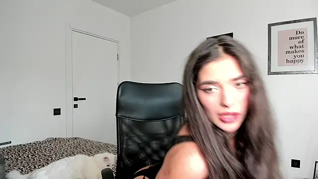 PortraitMarie online show from January 2025 01:21:02 PM