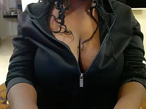 Snapshot of sunnylovexp chatting on May 2026 03:11:02 AM sunnylovexp online show from May 2026 03:11:02 AM