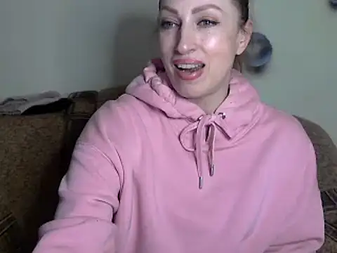 Jillian Pattie online show from December 2025 01:35:01 PM