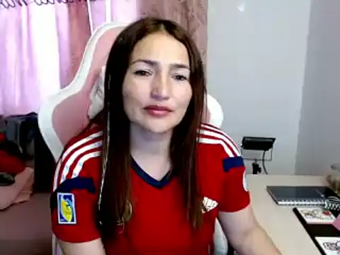 Snapshot of EVA_GRAYS chatting on February 2025 10:40:02 PM EVA GRAYS online show from February 2025 10:40:02 PM