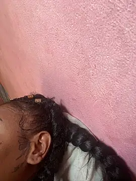 MariaLorenaah online show from February 2026 05:44:01 PM