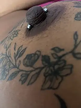 MariaLorenaah online show from March 2026 12:05:01 PM