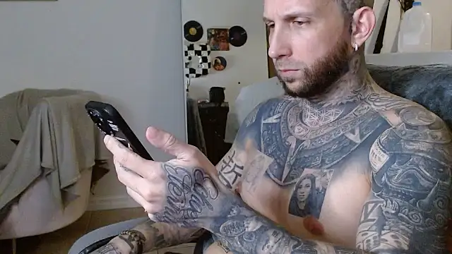 Snapshot of bobbybacala91 chatting on September 2025 04:00:01 AM bobbybacala91 online show from September 2025 04:00:01 AM