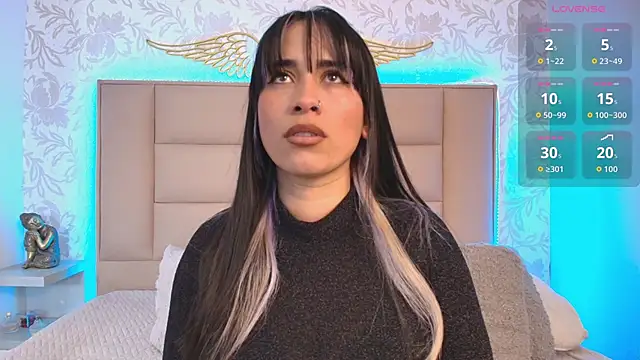 Snapshot of monserrat_towers chatting on November 2025 01:03:02 PM monserrat towers online show from November 2025 01:03:02 PM