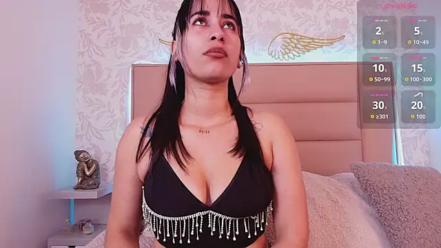 Snapshot of monserrat_towers chatting on November 2025 01:00:02 PM monserrat towers online show from November 2025 01:00:02 PM