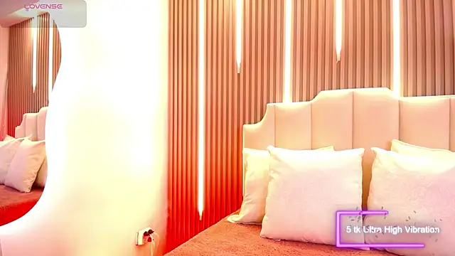 Katy Van online show from February 2026 09:57:01 PM