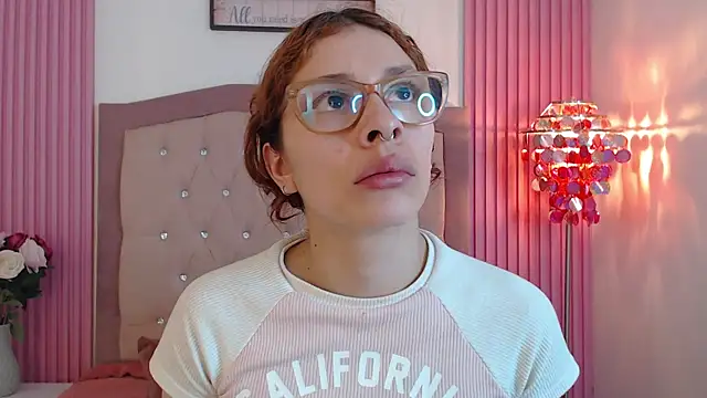 Katy Van online show from February 2026 08:49:02 PM