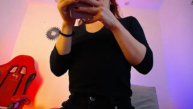 Katy Van online show from November 2025 08:56:01 PM