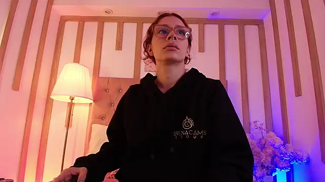 Katy Van online show from March 2026 06:13:01 AM