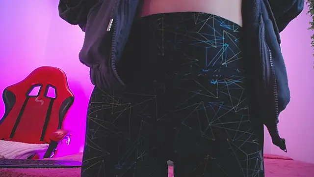 Katy Van online show from November 2025 08:51:01 PM