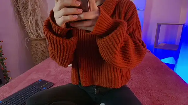 Katy Van online show from October 2025 09:16:02 PM