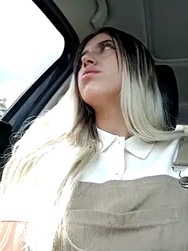 Snapshot of eva-2023 chatting on December 2025 05:51:01 PM eva-2023 online show from December 2025 05:51:01 PM