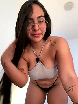 anniesweet02 online show from January 2026 11:19:01 PM