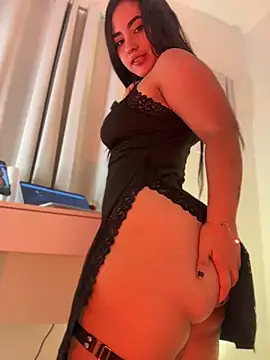 anniesweet02 online show from April 2026 10:14:02 PM