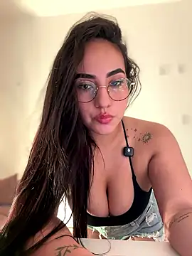 anniesweet02 online show from January 2026 12:06:02 AM