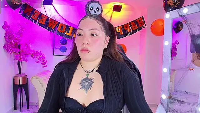 Isa reel online show from October 2025 07:46:02 PM