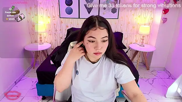Isa reel online show from March 2025 08:00:02 PM