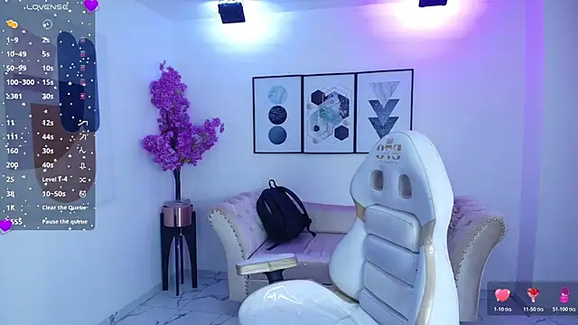 Isa reel online show from April 2026 07:53:01 PM