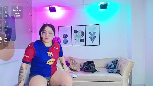 Snapshot of Isa_reel chatting on January 2026 07:56:02 PM Isa reel online show from January 2026 07:56:02 PM