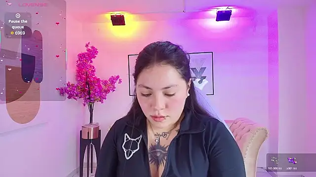 Snapshot of Isa_reel chatting on January 2026 07:53:01 PM Isa reel online show from January 2026 07:53:01 PM