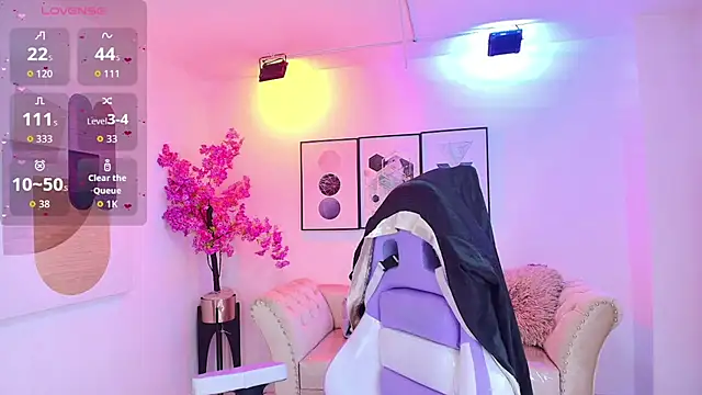 Isa reel online show from November 2025 07:39:01 PM