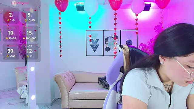 Snapshot of Isa_reel chatting on February 2026 07:45:01 PM Isa reel online show from February 2026 07:45:01 PM