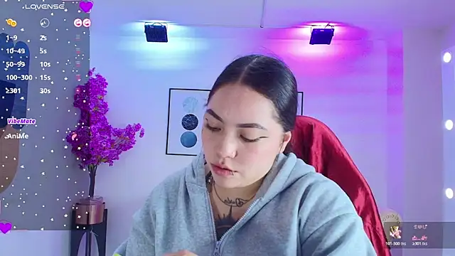 Isa reel online show from March 2026 07:37:02 PM