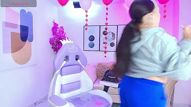 Snapshot of Isa_reel chatting on February 2026 12:37:01 PM Isa reel online show from February 2026 12:37:01 PM