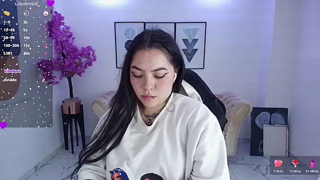 Isa reel online show from April 2026 07:54:01 PM