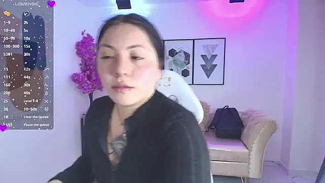 Isa reel online show from April 2026 07:20:02 PM