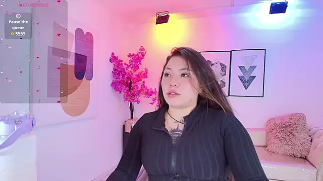 Isa reel online show from November 2025 07:40:02 PM