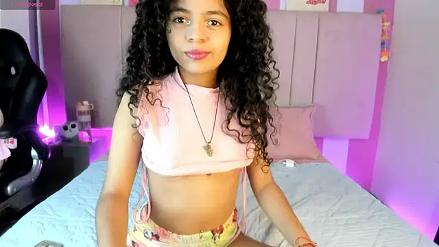 Snapshot of Winnifer_Gonzal chatting on March 2025 04:07:02 AM Winnifer Gonzal online show from March 2025 04:07:02 AM