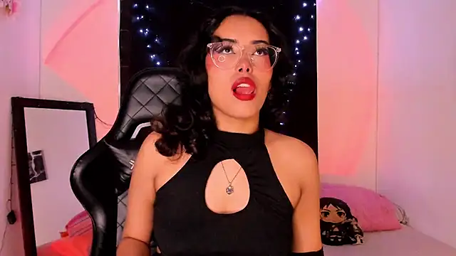 willow poisson online show from February 2025 05:27:01 PM