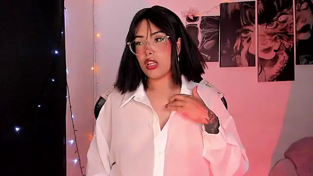 willow poisson online show from December 2025 05:27:02 PM